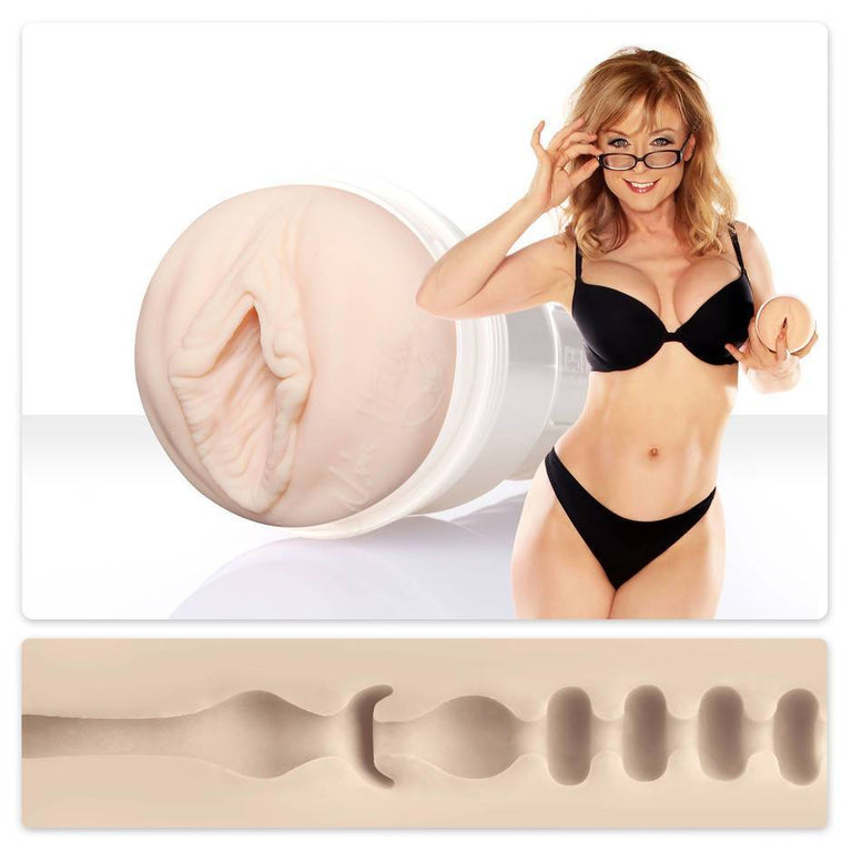 Fleshlight GirlsÂ® Nina Hartley Lotus