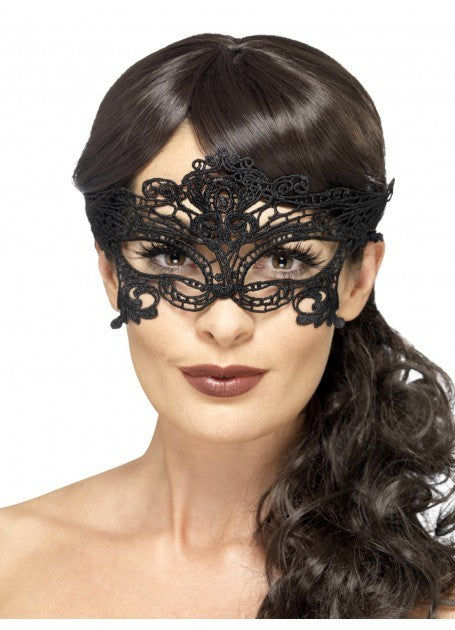 Embroidered Lace Filigree Heart Eyemask, Black